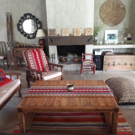Casa Los Cerezos En Чакрас де Кория Екстериор снимка